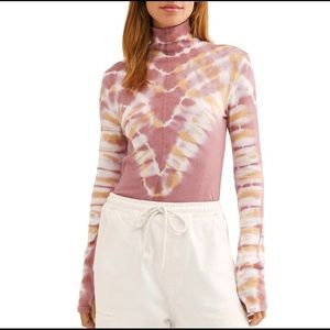 We the Free Psychedelic Mock Turtle Neck Tie Dye Sweater M